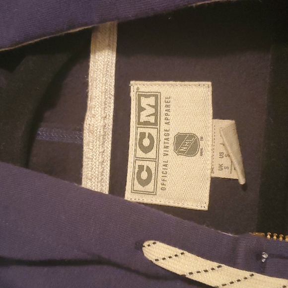 NHL vintage Apparel - Picture 1 of 4